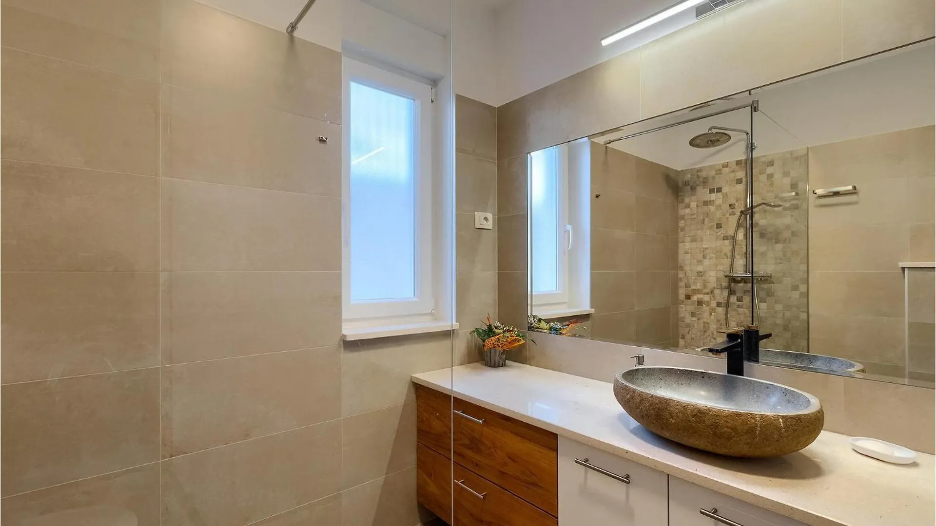 Villa Niazi Mošćenička Draga 0*,